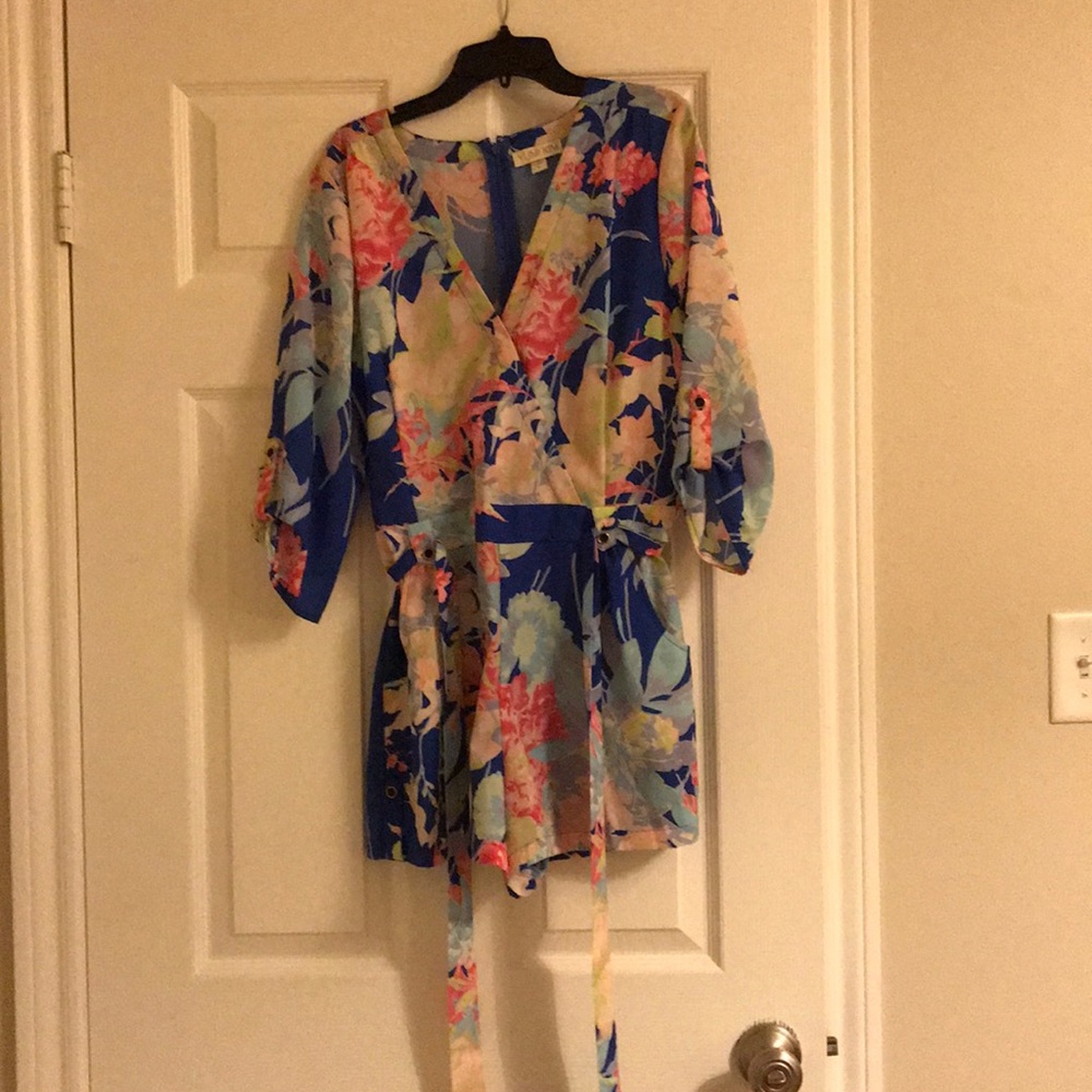 Romper- never worn